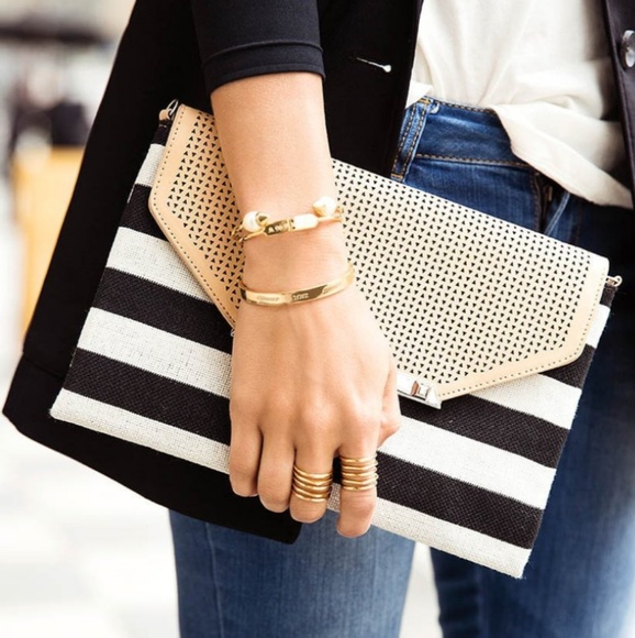 Stella & Dot Handbags - Stella & Dot Clutch w/ Removable Straps